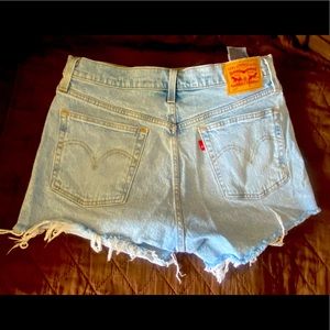 Levi’s 501s